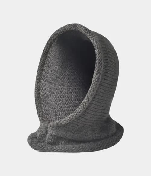 KNIT BALACLAVA HOOD.